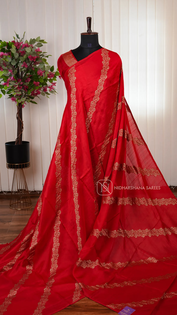 Tussar Viscose Saree With Silver And Golder Zari Lehariya Concept