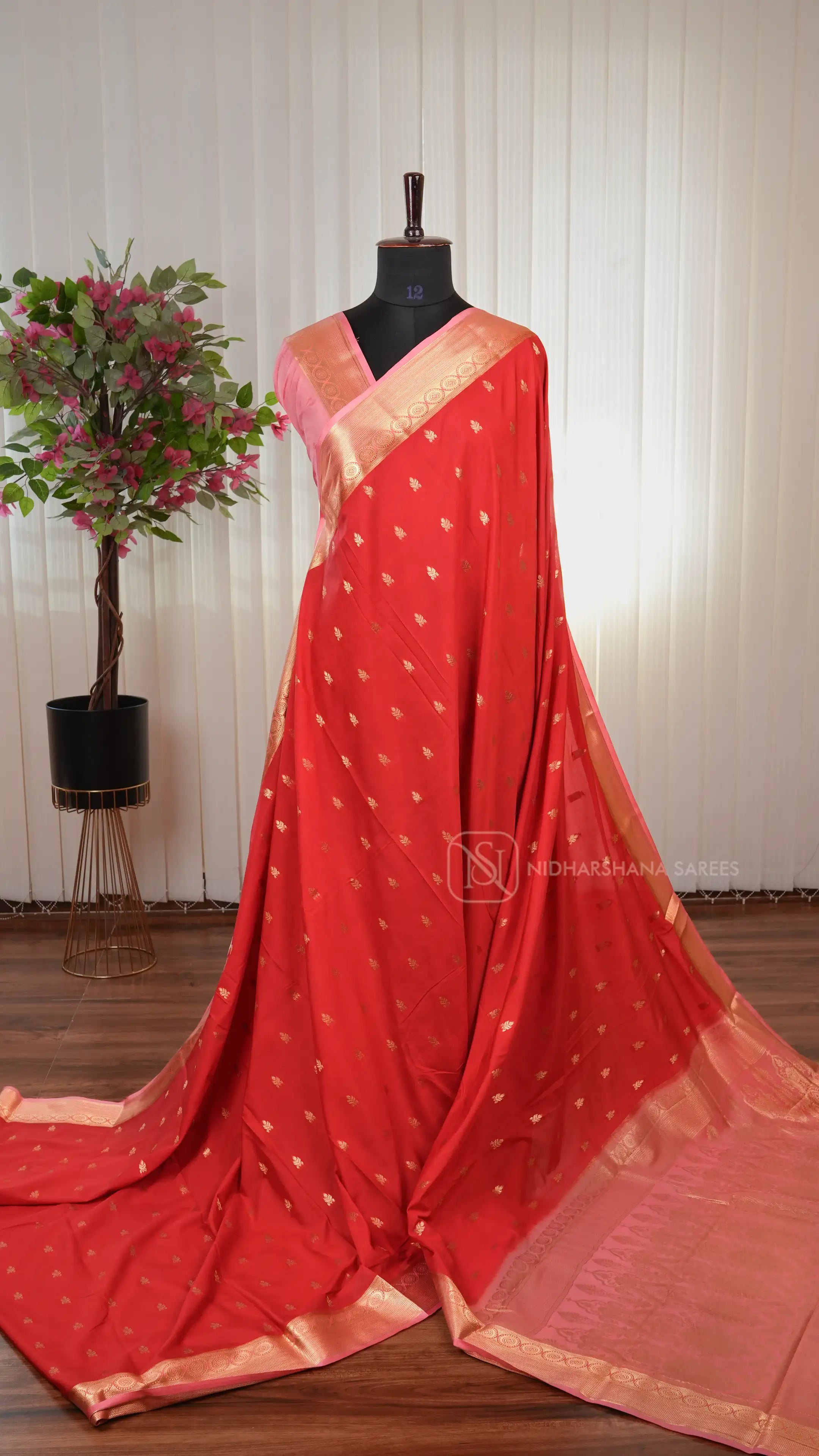 Semi Mysore Crepe Silk Saree With Rich Pallu Concept
