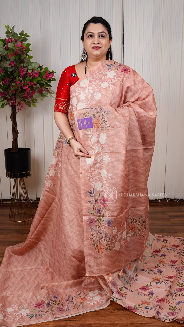 Lightweight Kota Cotton Saree With Traditional Weave