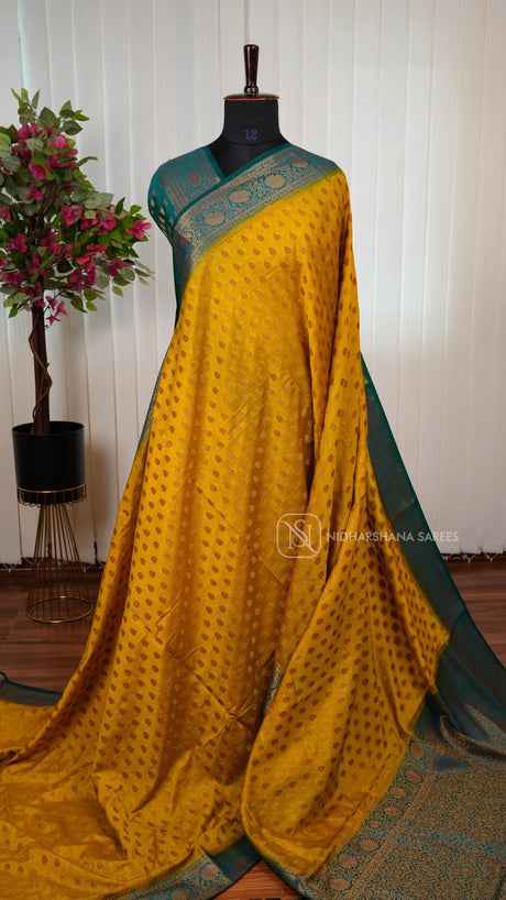 Semi Kathan Silk Saree With Zari Butta And Contrast Zari Border