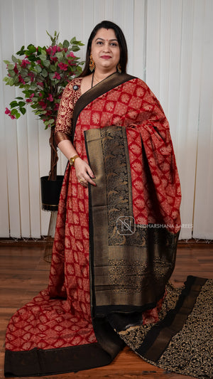 Pure Viscose Dola Saree With Traditional Peacock Motif Concept