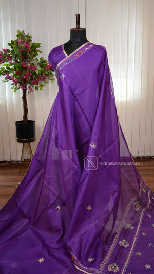 Semi Kota Saree With Thread Embroidery Butta And katha Stitch