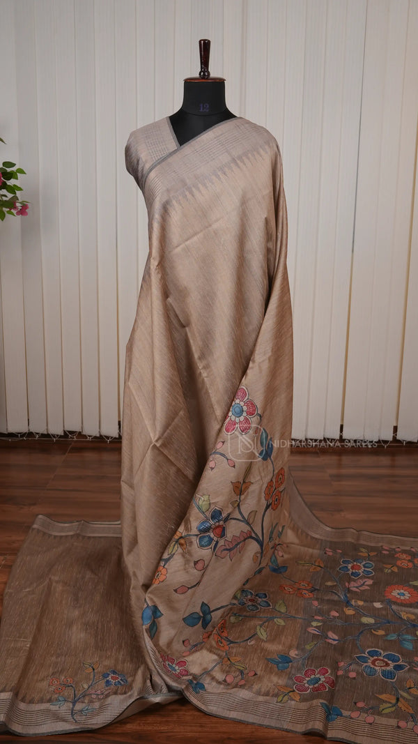 Semi Tussar Silk Saree With Elegant Appliqué Work Motifs And Rich Traditional Appeal