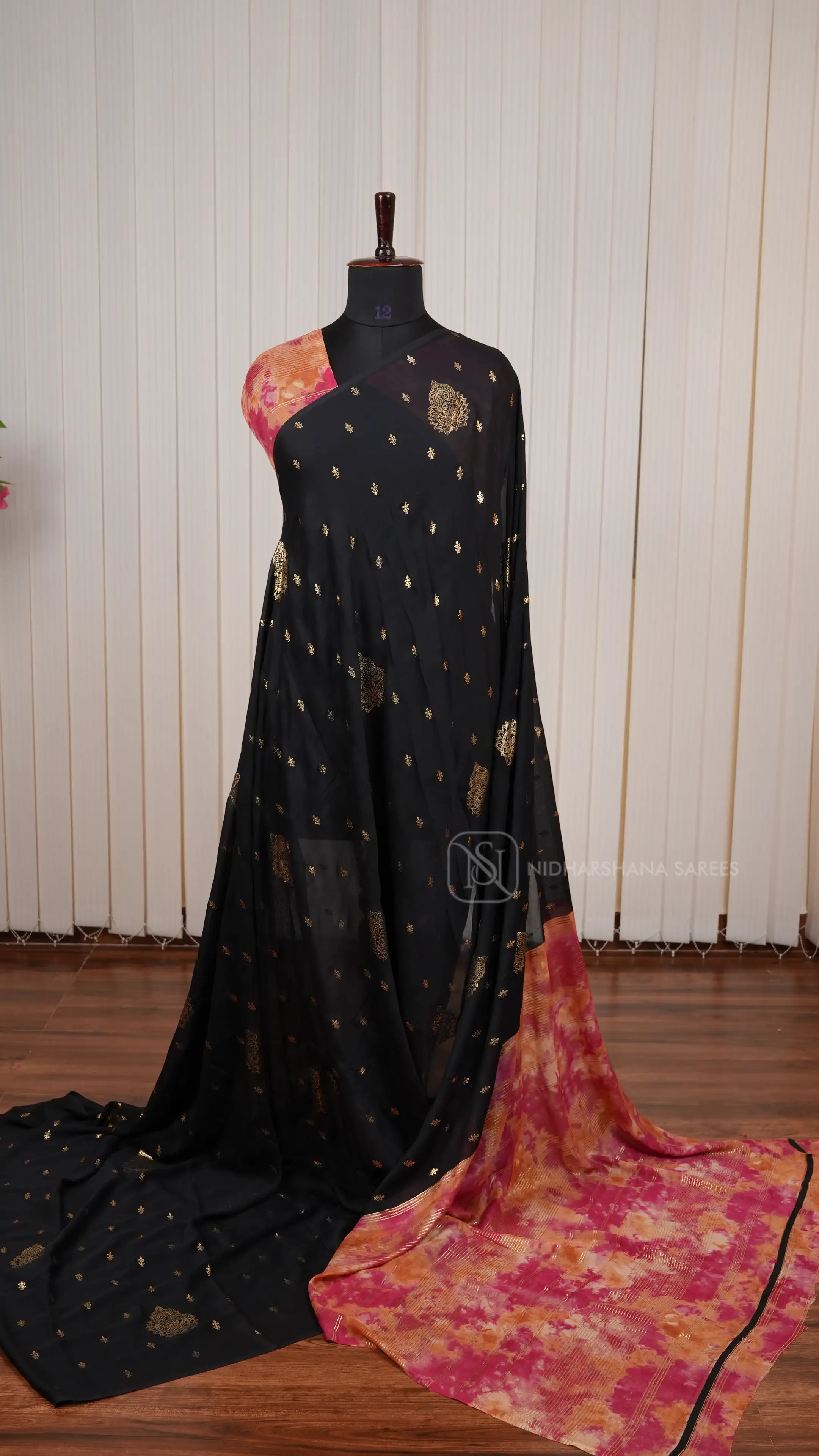 Light Weight Georgette With Foil Print Concept And Contrast Blouse