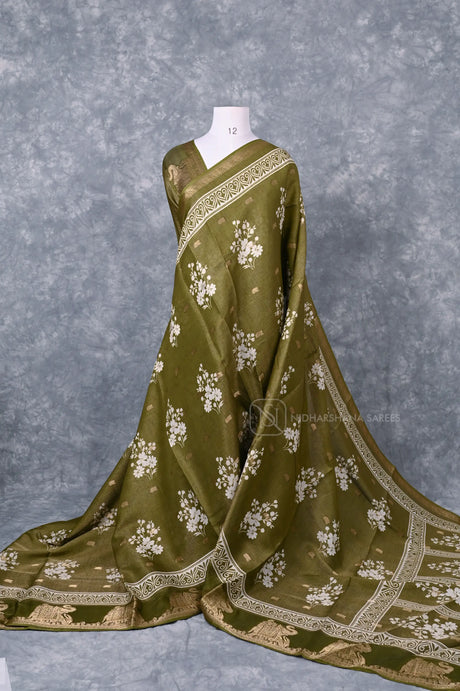 Semi Dola Saree With All-Over Floral Motifs And Traditional Elephent Motif Zari Border