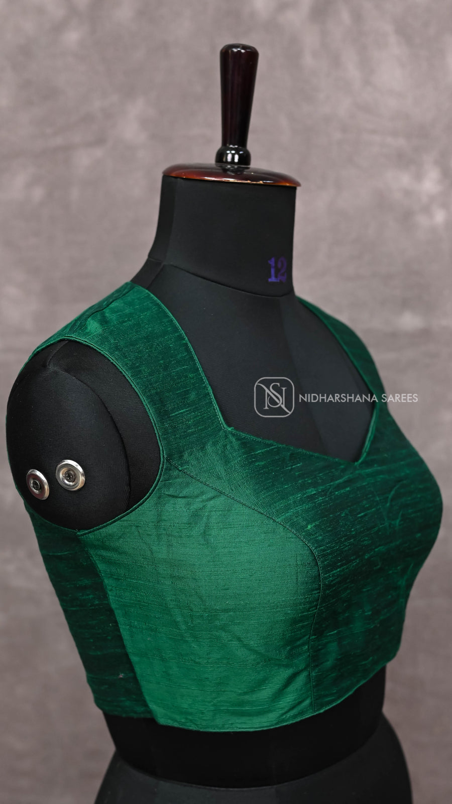 Sleeveless Readymade Blouse
