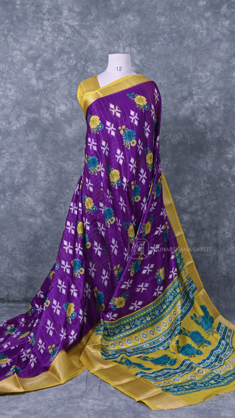 Semi Dola Silk Saree with Checks Design And Floral Butta Body and Traditional Zari Border
