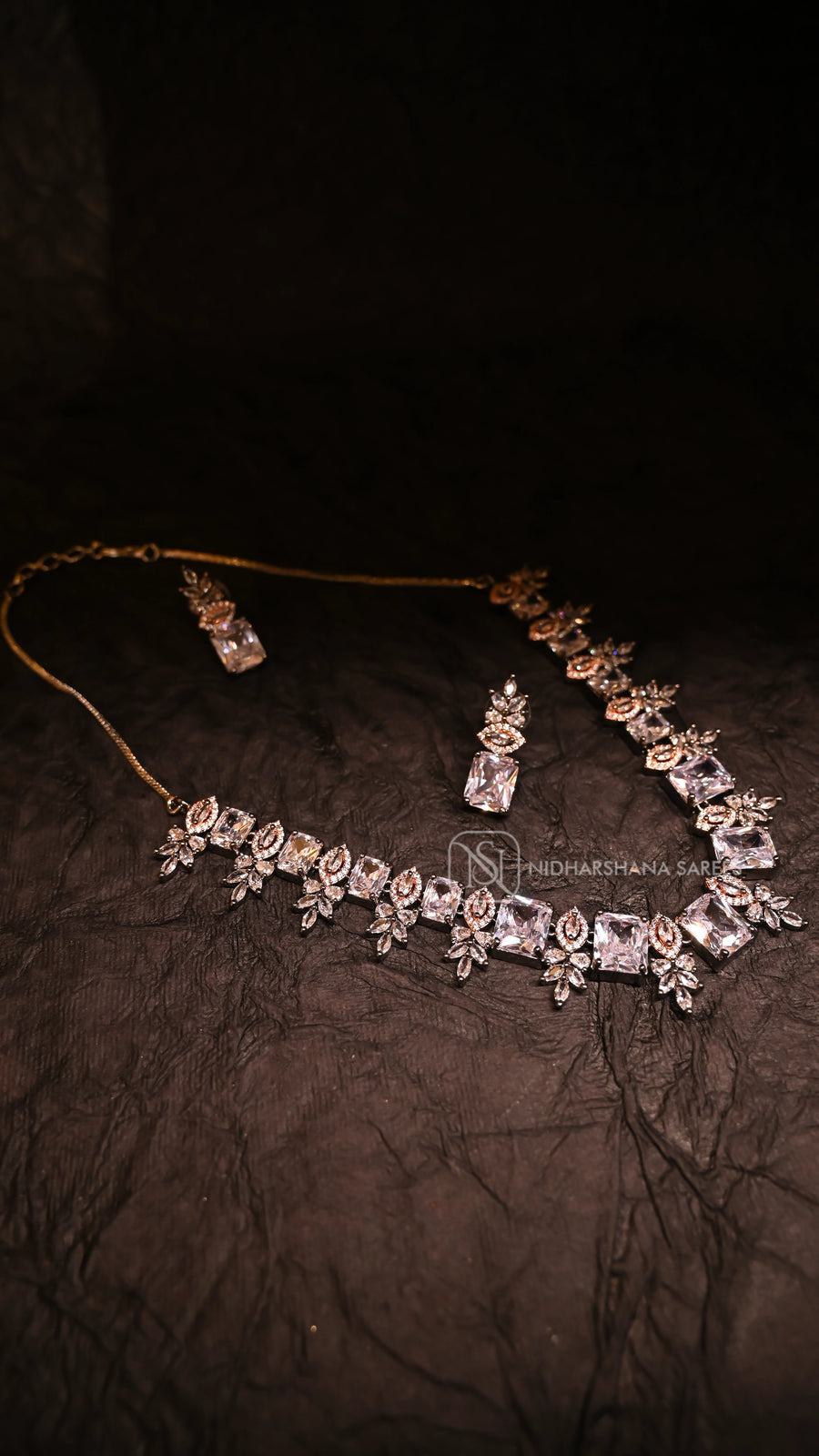 Elegant Necklace Set with Floral And Emerald-Cut Stones