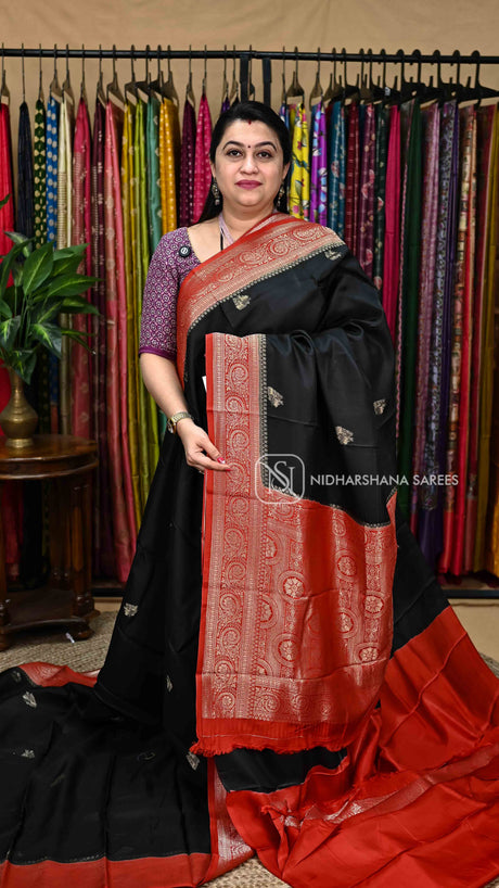 Premium Viscose With Contrast Zari Border