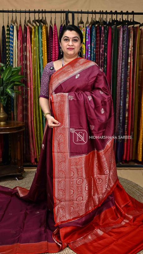Premium Viscose With Contrast Zari Border