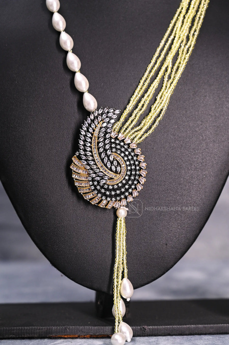 Elegant  Beaded Necklace And Earrings Set with Pearl and Crystal Stone Pendant