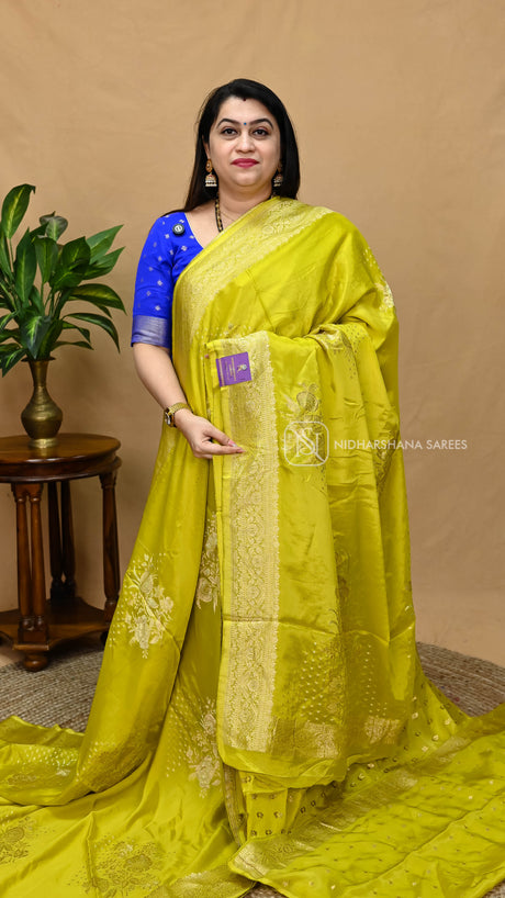 Premium Crepe Silk With Zari Border And Floral Zari Weaving Concept