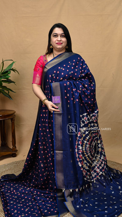 Semi Dola With Zari Butta And Zari Border