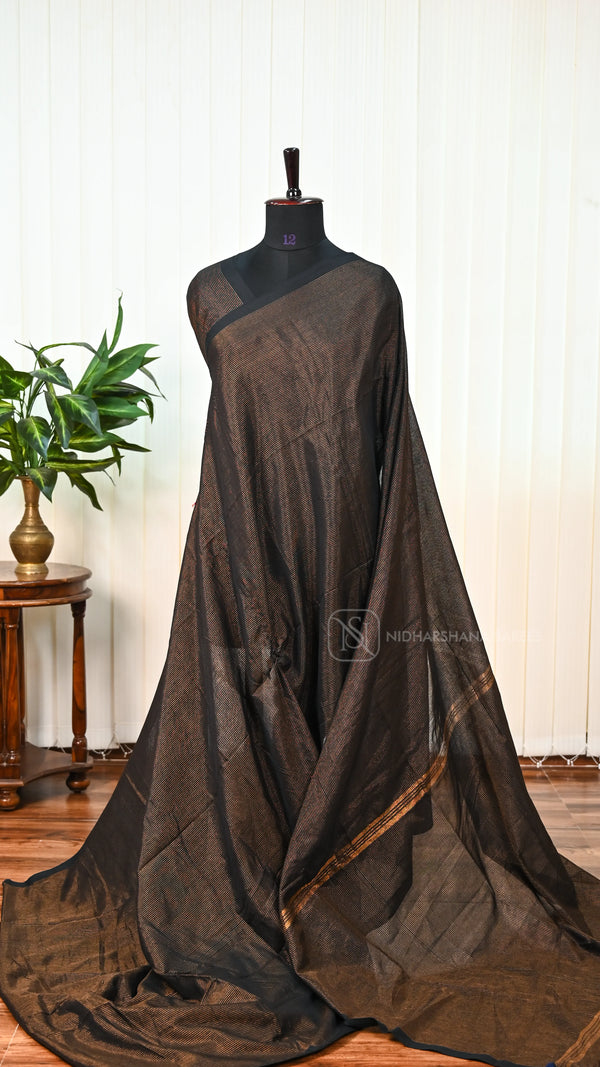 Bengal Cotton With Zari Lines
