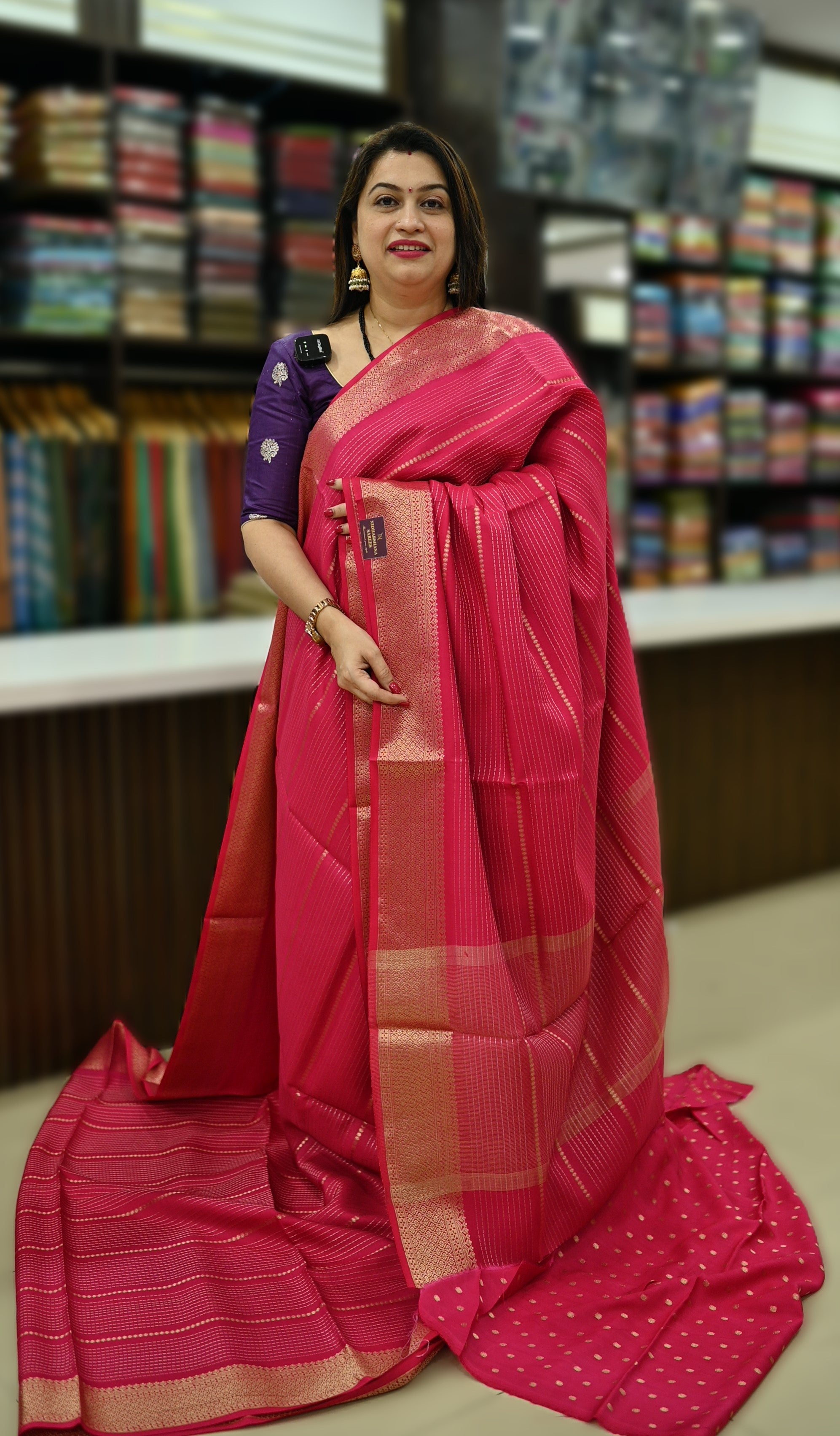 Buy fancy silk sarees below 1000 rupees in India @ Limeroad
