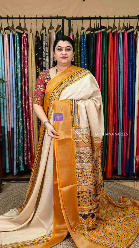 Semi Dola