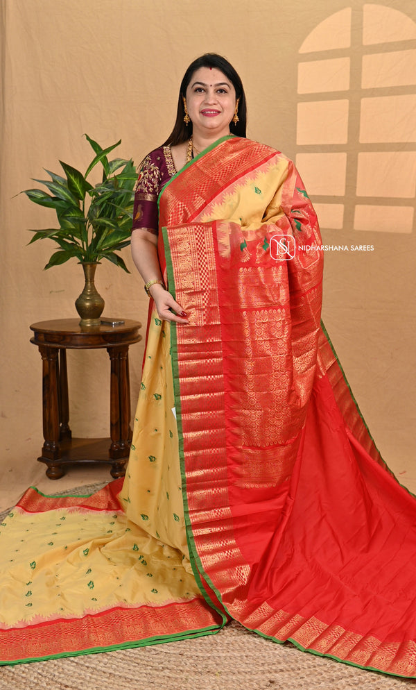 Semi Gadwal With Peacock Butta And Big Zari Border